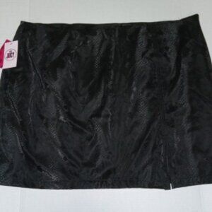 Juicy Couture Black Liquorice Faux Snake Skin Skirt Size 3X NWT